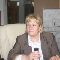 Banii din spatele mobilei