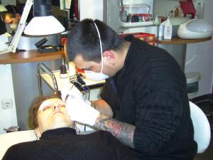 Tatuajele si piercing-urile, moda verii