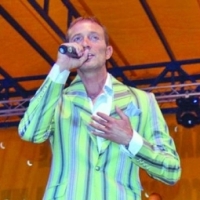 Cel mai bine imbracat politician,
Radu Mazare :