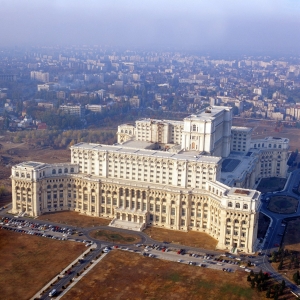 Parlamentarii trebuie sa stea linistiti: Palatul Parlamentului este cea mai sigura cladire din Romania, din punct de vedere seismologic