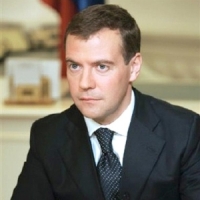 Medvedev il critica pe blogul personal pe Iuscenko