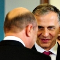 Romanii vor vota cu cine trebuie pe 6 decembrie!