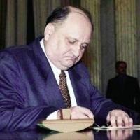 Scrisoare deschisa de la Cozmanca: Tara arde si PSD se piaptana