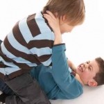 Depresivi si violenti: 25.000 de elevi din Bucuresti au apelat la psiholog
