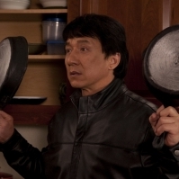 Jackie Chan a fost pus la punct de o pisica in timpul filmarilor la SPIONUL DIN VECINI
