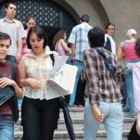 Daniel Funeriu ii invita pe studenti la dezbaterea legata de elaborarea proiectului educatiei