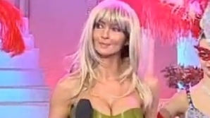 Mihaela Radulescu s-a facut blonda de Martisor