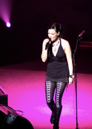 Solista trupei Nightwish este insarcinata 
