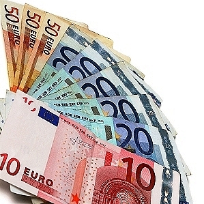 Guvernul Boc: Pe marginea prapastiei economice