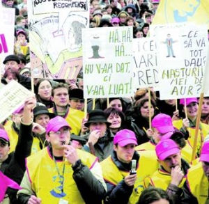 Proteste sociale: Guvernul Boc adanceste criza