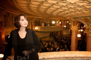 Margareta Paslaru va acorda un premiu pentru originalitatea interpretarii