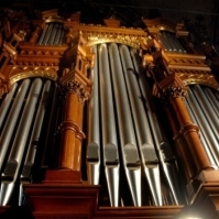 Paul Cristian a inaugurat orga Bisericii Evanghelice din Rasnov: Concert din muzica de Bach si Mozart