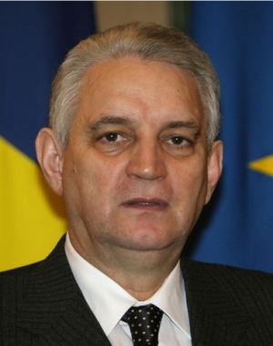 Senatorul Ilie Sarbu: PSD nu accepta in Parlament hei-rupismul politicianist, indreptat impotriva interesului national