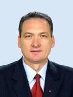 Senatorul Alexandru Cordos: Medicii romani, si batuti, si cu salarii de mizerie!