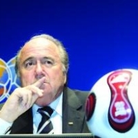 "Famiglia" FIFA a subjugat fotbalul banilor