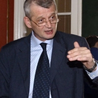 Sorin Oprescu e dispus sa plateasca 150.000 de lei fara TVA pentru toaletele publice subterane