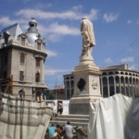 A inceput mutarea in Parcul Izvor a statuilor de la Universitate:  Ion Heliade Radulescu, Mihai Viteazul, Gheorghe Lazar si Spiru Haret