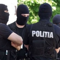 Peste 250 de politisti de la IGPR si Politia Capitalei au descins in 24 de locatii din Ilfov si Bucuresti
