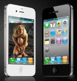 3GS poate fi achizitionat gratis in Statele Unite. In Romania, iPhone4 are un pret de pornire de 169 de euro