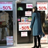 Magazinele LTB,Lee Cooper, Glow,Terranova, Kenvelo si Meli Melo au anuntat deja reduceri de preturi pana la 70%