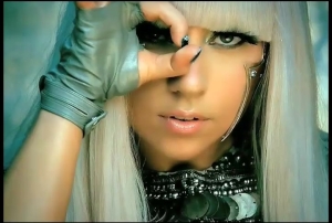 Ce cadouri excentrice i-ar face artistii nostri lui Lady Gaga