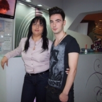 Alexandru Craciun si Dana Visanescu de la Exclusive Hair Style va recomanda buclele naturale si tunsorile retro 