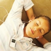 Ascultarea muzicii la casti, la iPod si MP3, provoaca tulburari de auz