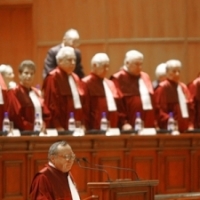 Comasarea alegerilor este neconstitutionala