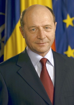 Mesajul secret din discursul lui Traian Basescu: Pregatire pentru cedarea guvernarii catre USL