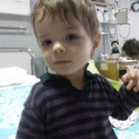 Mina Alexandru, un baietel de 1 an, se lupta sa invinga cancerul