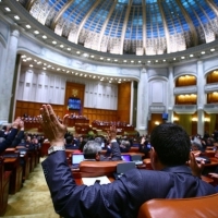 Parlamentarii USL se retrag din activitatea uzuala pastrandu-si mandatul si dreptul la vot