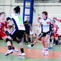 Handbalistele craiovene vor prima victorie in deplasare