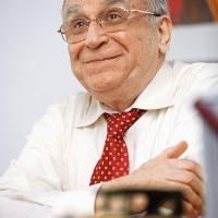 Ion Iliescu : "Schimbarea de regim trebuie consfintita la vot"