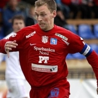 Un fotbalist de 29 de ani, legitimat la Pitea, a murit pe teren