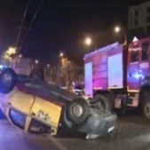 Ciocnire violenta intre doua autoturisme, in Cotroceni