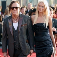Celebrul actor american Mickey Rourke are cancer