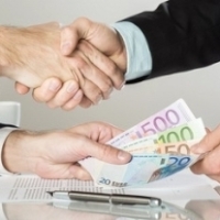 Guvernul pregateste o noua lege de salarizare a bugetarilor