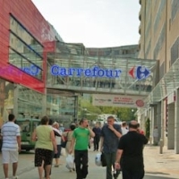 Bucuresti: Hipermarketul Carrefour de la Piata Unirii va fi deschis non-stop pe perioada verii