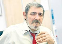 Inca un important jurnalist depune armele : Petru Calapodescu 
