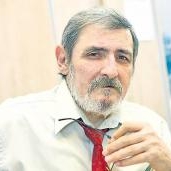 Inca un important jurnalist depune armele : Petru Calapodescu