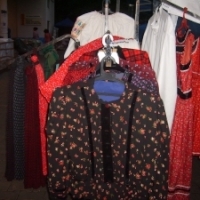 Maria Sallai: "Tesaturi, broderii, bluze traditionale si veste din lana, de dama si de barbati, la targul de la MTR!"