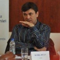 Bloggerul Daniel Octavian Bejan: Lupta anticoruptie nu miroase a tamaie si parfum de violete