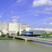 La Centre Hospitalier Universitaire (CHU) din Nantes, durerile puternice sau depresia sunt tratate cu ajutorul campului magnetic