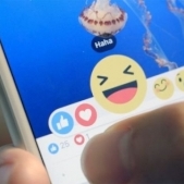 Facebook Reactivans: Noi etichete pentru: dragoste, ras, uimire, tristete sau manie