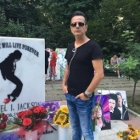 Michael Jackson, omagiat la Bucuresti