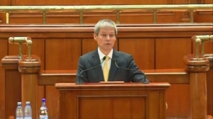 Dacian Ciolos  participa la Ora Premierului, prezentand situatia economica in fata Parlamentului