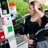 Motorina si benzina se vor ieftini in 2017, ca efect al eliminarii supraaccizei de 7 eurocenti