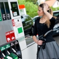 De ce Romania are unii din cei mai scumpi carburanti in Europa?