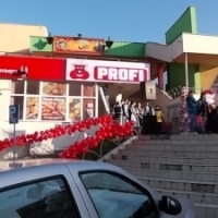 Profi incheie luna martie cu sase noi magazine