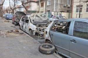Piromanul care a incendiat 8 masini in Capitala a fost prins